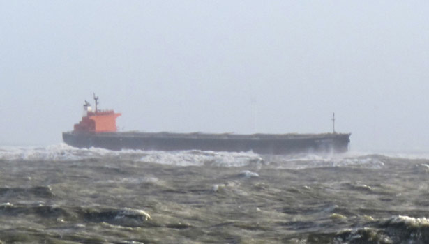 Photo of தனுஷ்கோடியில் கடலோர காவல்படையினர் தீவிர கண்காணிப்பு..! ஊடுருவலை தடுக்க நடவடிக்கை!