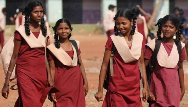 Photo of வீட்டில் 10ம் வகுப்பு மாணவர் உள்ளாரா? அமைச்சரின் அறிவிப்பு உங்களுக்குத் தான்…!