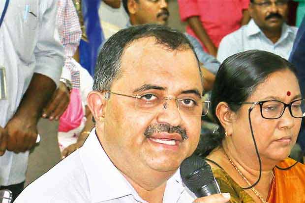 Photo of அண்ணா பல்கலைக்கழக தேர்வு முறைகேட்டில் உயர்கல்வித்துறை செயலாளருக்கு தொடர்பு!