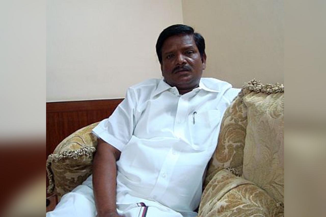 Photo of சிறுமி பாலியல் வன்கொடுமை…தி.மு.க. முன்னாள் எம்.எல்.ஏ க்கு 10 ஆண்டுகள் சிறை தண்டனை !!