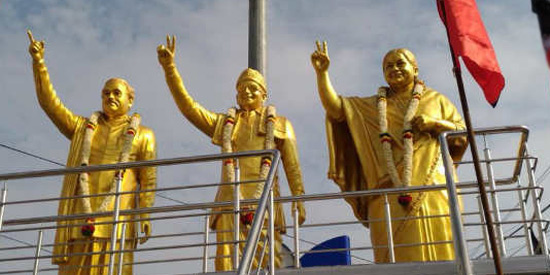 Photo of தஞ்சையில் ஜெயலலிதாவின் சிலை திறக்கப்பட்டது.