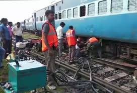 Photo of பீகாரில் சீமாஞ்சல் எக்ஸ்பிரஸ் ரயில் தடம் புரண்டு விபத்து !