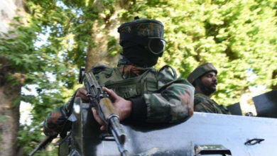 Photo of ஜம்முகாஷ்மீரில் 3 தீவிரவாதிகள் சுட்டுக்கொலை..! பாதுகாப்பு படையினர் அதிரடி!