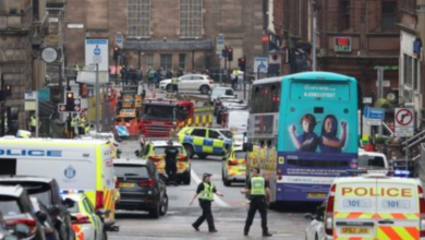 Photo of ஸ்காட்லாந்து ஓட்டலில் நிகழ்ந்த விபரீதம்…! சாப்பிட்டு கொண்டிருந்த 3 பேரை விரட்டிக் கொன்ற மர்ம நபர்!